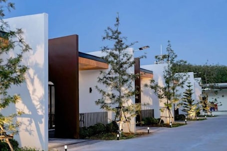 Interior. Bed Resort Sadao
