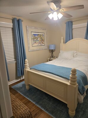 5 habitaciones, tabla de planchar con plancha, wifi y ropa de cama 