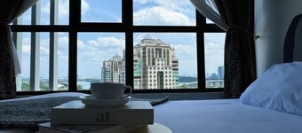 Putrajaya Antara Residence Air-Con Suite Facing Lake View