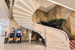 Unclassified image, 5 of 26, button - Luxury Family Summer Suite KLCC 5 min walk 1BR by Amna (Kuala Lumpur)