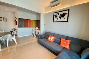 Living area - Fairy Retreat Private Pool@12-13pax (Ipoh)