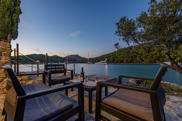 Kaffee und/oder Kaffeemaschine