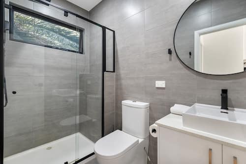 Apartment | Bathroom