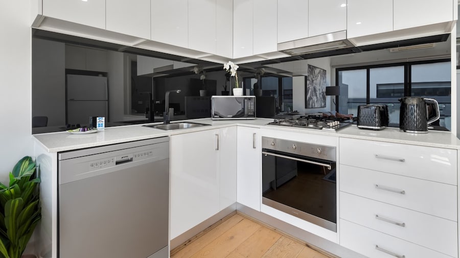 Comfortable 2BR Retreat With Balcony & Parking