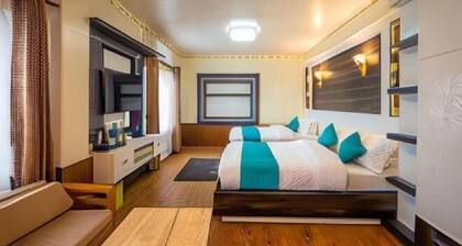 Hotel Himalayan Glacier