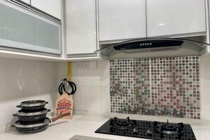 Nicht klassifiziertes Bild, 4 von 10, Schaltfläche