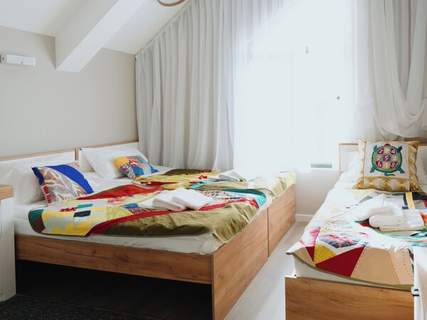 Skeramos Boutique Art Hotel - Bischkek