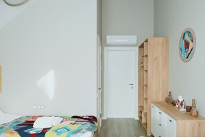 Chambre Triple Standard, salle de bains privée