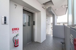 Interior - ZAITO Kikukawa SRS Apartment (Tokyo)