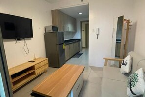 Room - Coast Apartment (Pasay)