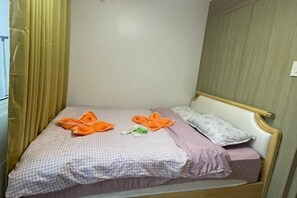 Room - Coast Apartment (Pasay)