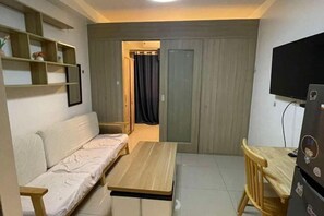 Room - Coast Apartment (Pasay)