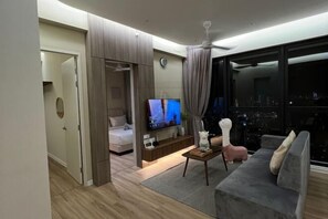 Room - Sky High : Stunning Penang Bridge & City Views 3BR (George Town)