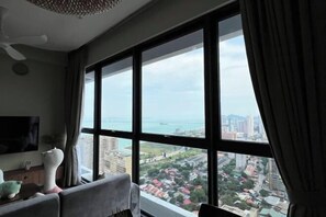 Room - Sky High : Stunning Penang Bridge & City Views 3BR (George Town)