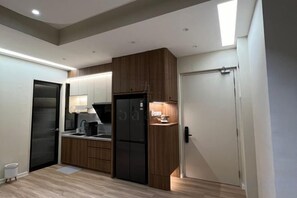 Unclassified image, 4 of 44, button - Urban Suites Jelutong 3BR Apartment with Infinity Pool · Near George Town · 18min to Airport (George Town)