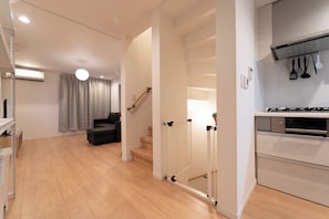 Family Villa, 3 Bedrooms, Balcony, City View | Living area | 50-inch Smart TV with digital channels, Netflix, Hulu - Satellite Hotel Roppongi 2nd (Tokyo)
