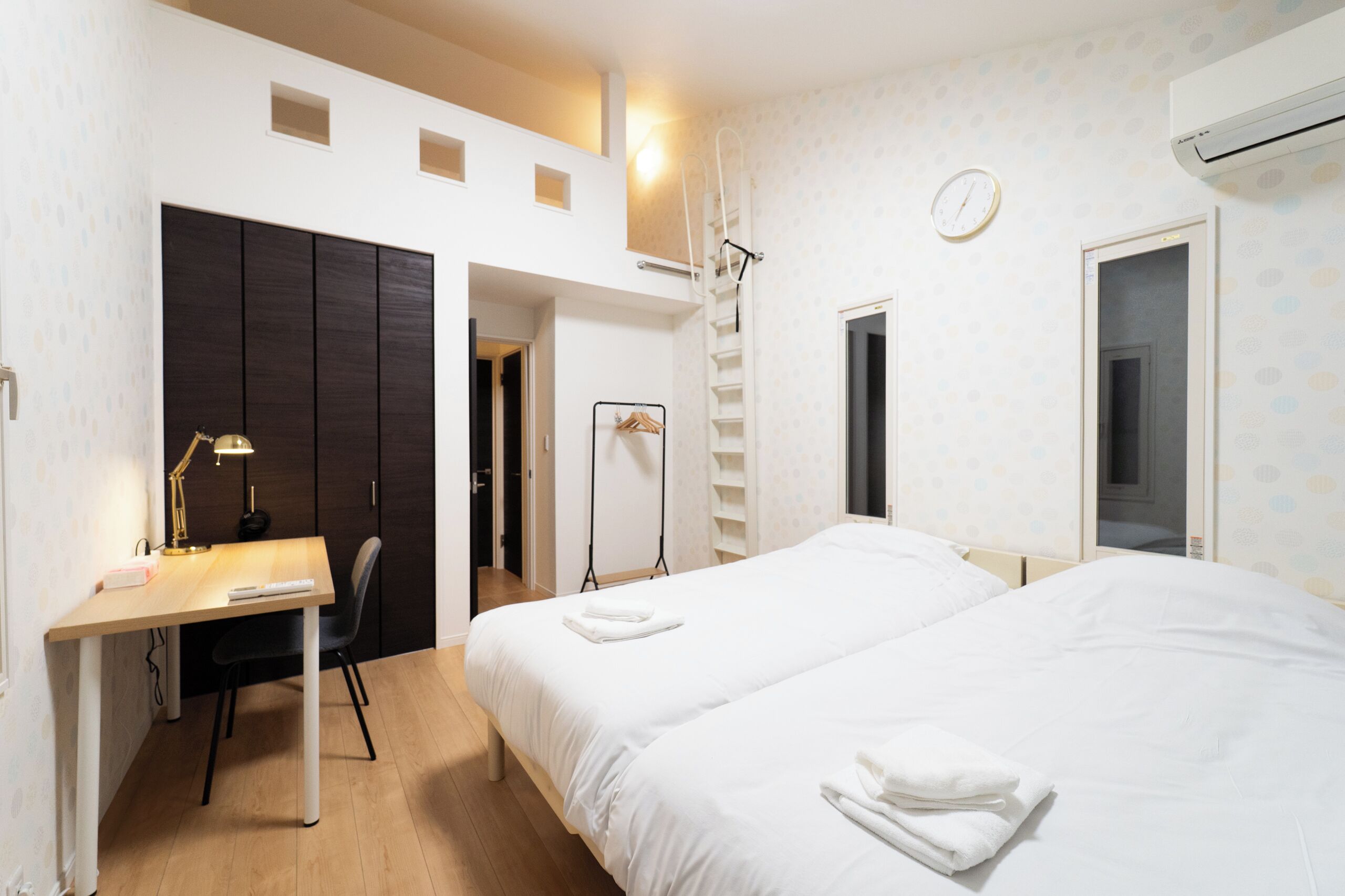 Family Villa, 3 Bedrooms, Balcony, City View | Hypo-allergenic bedding, desk, laptop workspace, blackout drapes