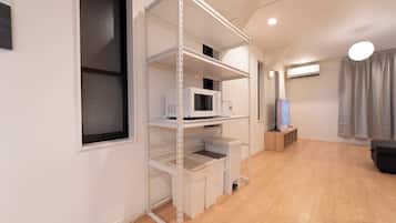 Family Villa, 3 Bedrooms, Balcony, City View | In-room dining