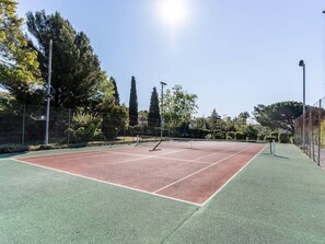 Sports court - Appartement T2 avec piscine (La Londe-les-Maures)