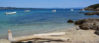 Waterfront apartment WIFI CLIM