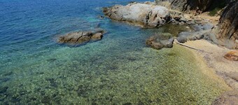 Appartement  `les pieds dans l`eau` WIFI CLIM