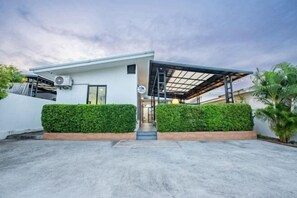 Exterior - Sunshine Life Pattaya Poolvilla (Bang Lamung)