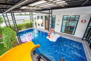 Unclassified image, 2 of 18, button - Sunshine Life Pattaya Poolvilla (Bang Lamung)