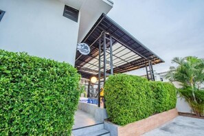 บริเวณภายนอก