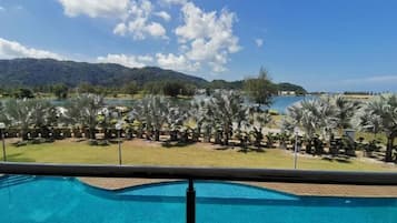 Soundproofing, iron/ironing board