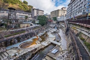 Unclassified image, 3 of 11, button - HOTEL ALGO (Kobe)