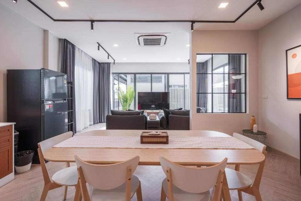Four-Bedroom Penthouse Apartment | ภายใน