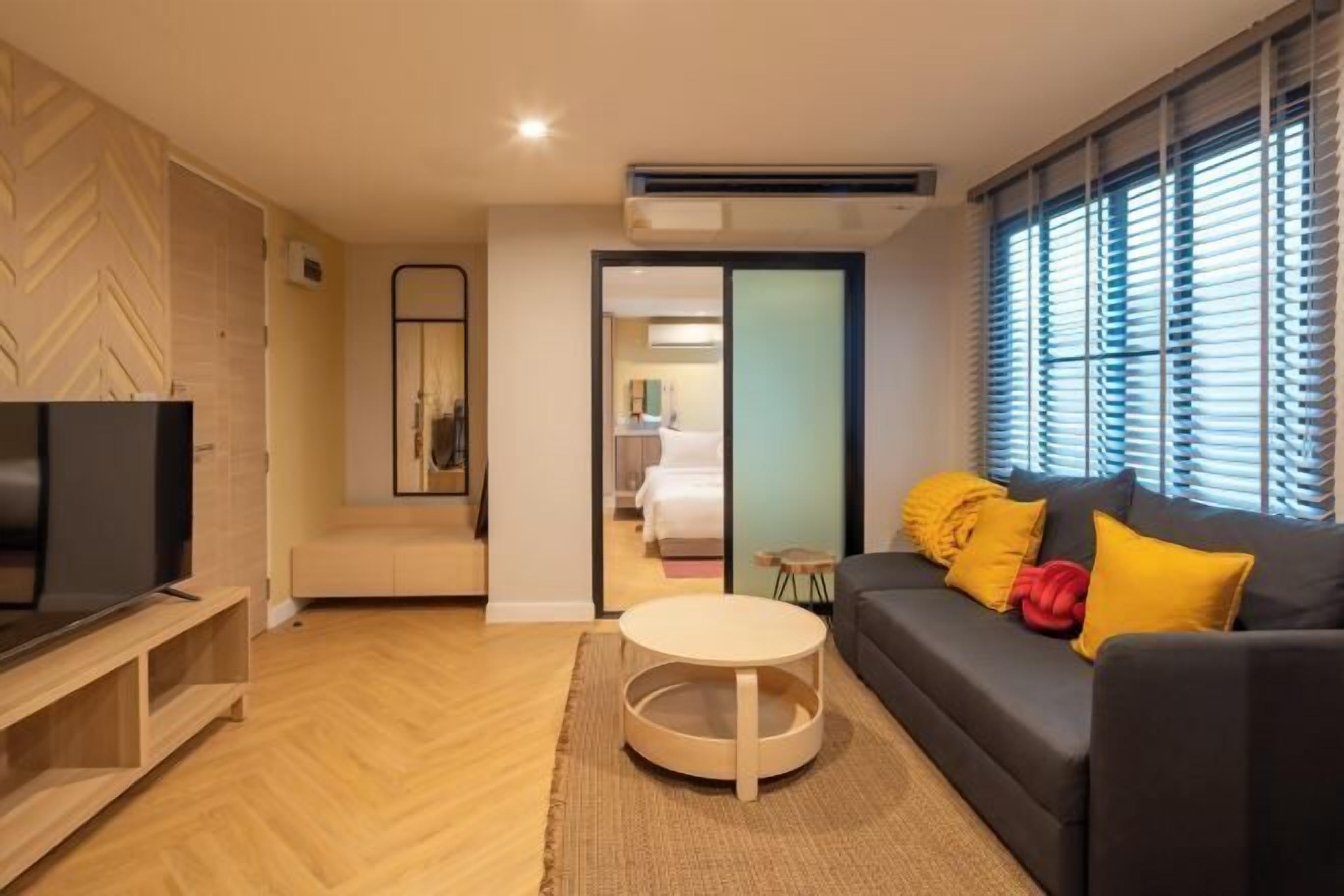 ตู้นิรภัยในห้องพัก, โต๊ะทำงาน, พื้นที่ทำงานแบบใช้แล็ปท็อป, Wi-Fi ฟรี