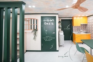 Room - Hongik Univ. Station Romantic Rooftop House (Seoul)