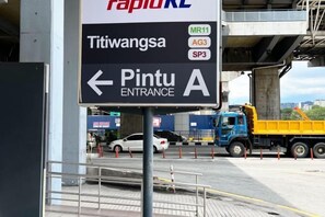 Free self-parking - TR Residence Titiwangsa By Iconique (Kuala Lumpur)