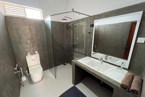 Cribs/infant beds - Pearl Island Beach Hotel (Hikkaduwa)