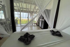 Cribs/infant beds - Pearl Island Beach Hotel (Hikkaduwa)
