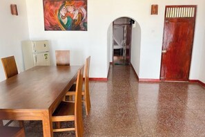 Cribs/infant beds - Pearl Island Beach Hotel (Hikkaduwa)