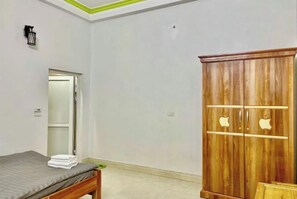 Unclassified image, 3 of 28, button - Fuji sapa central hostel (TT. Sa Pa)