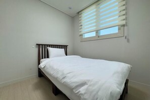Cribs/infant beds - EunhasuD&M Residence Hotel (Daejeon)
