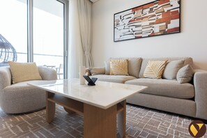 Iron/ironing board, free WiFi - Vogue Downtown Vida Res near BurjKhalifa (Dubai)