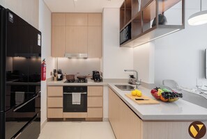 Iron/ironing board, free WiFi - Vogue Downtown Vida Res near BurjKhalifa (Dubai)