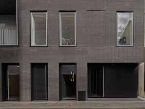 Exterior - Native Verso (London)