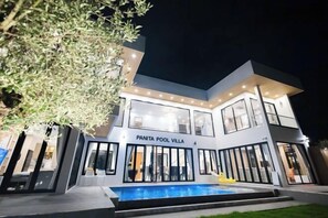 Room - Panita Poolvilla (Photharam)