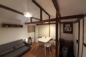 Immagine non classificata, 5 di 29, pulsante