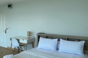 Room - The beach Bangsaen (Chon Buri)