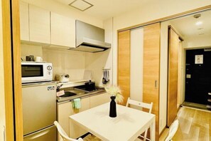 Room - Chuo301 (Osaka)