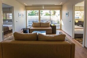 Caja de seguridad en la habitación y insonorización 