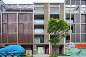 Unclassified image, 2 of 24, button - KN Holiday Home in Global City (Ho Chi Minh City)
