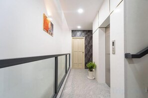 Unclassified image, 4 of 24, button - KN Holiday Home in Global City (Ho Chi Minh City)
