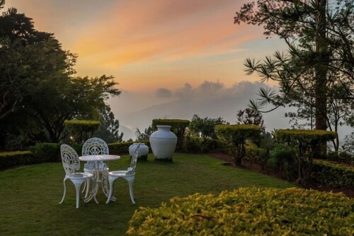 Highgrove Estate By Ishq